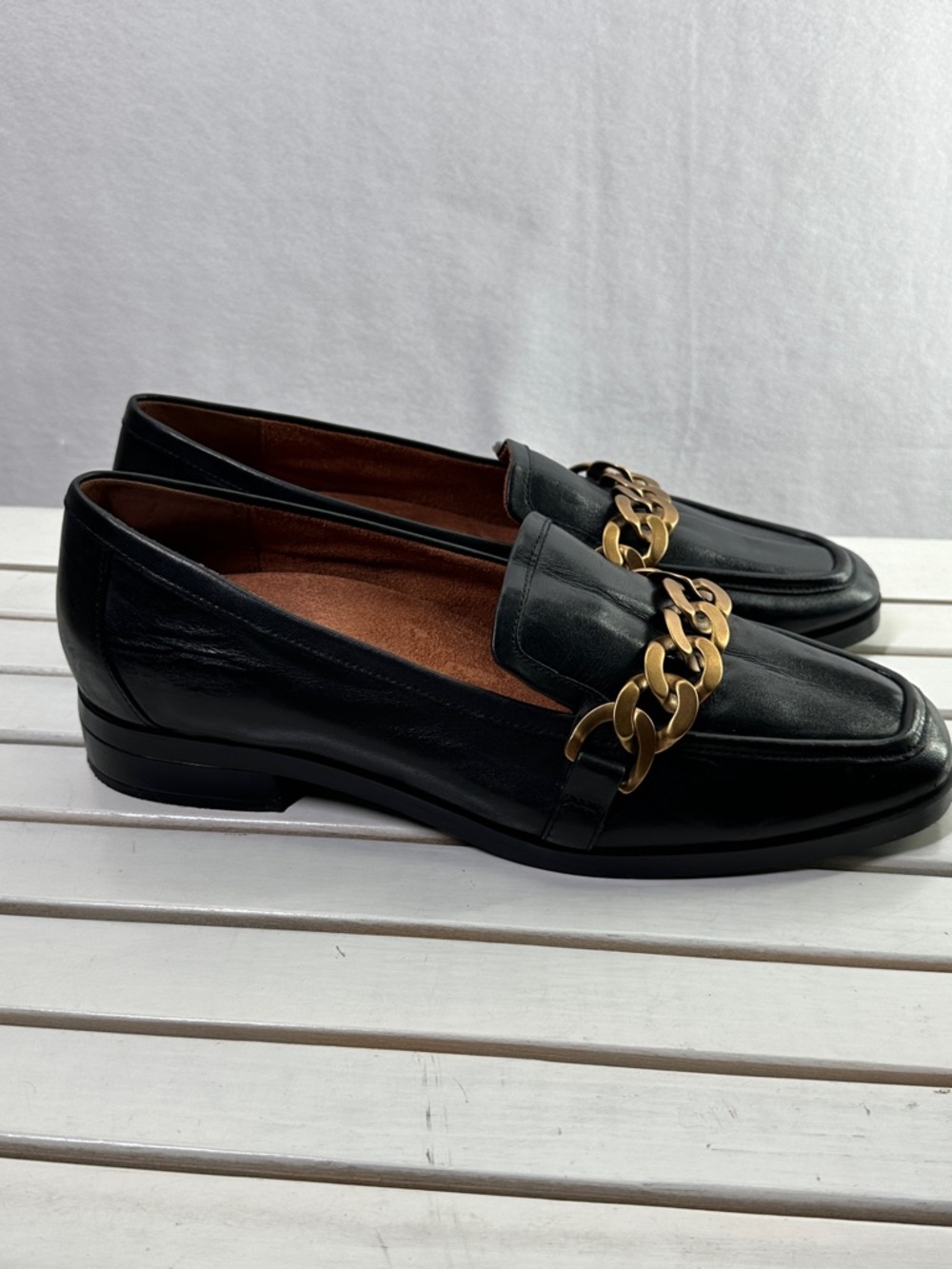 Vionic Black Leather Chain-Accent Loafers - Picture 4 of 10